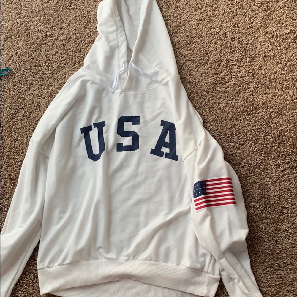 Sweatshirt
